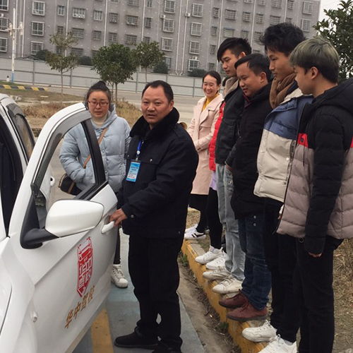 太子山中型載貨汽車駕駛員培訓(xùn)駕校 專業(yè)培訓(xùn)，安全駕駛