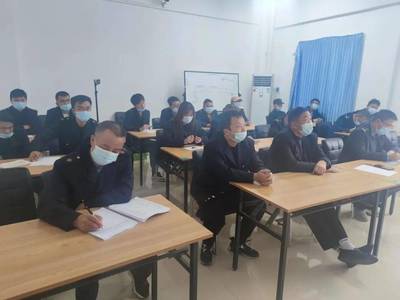 冬季行車安全指南 防滑演練與駕駛培訓(xùn)的重要性